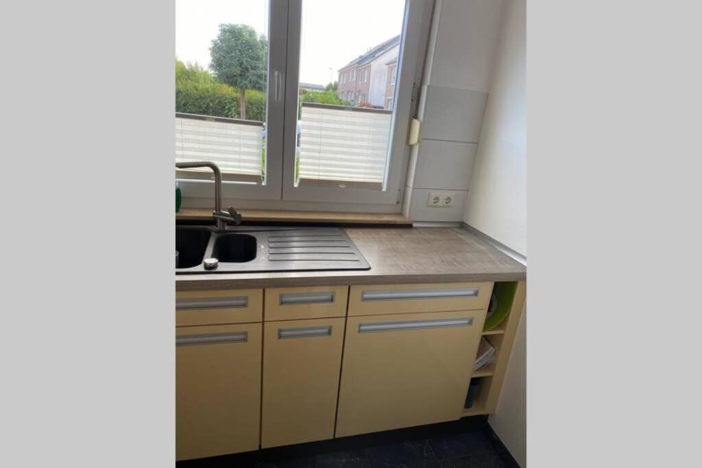 Privat Zimmer mit Garten Nutzung , Gasthaus, WG, WLAN Essen Exterior foto