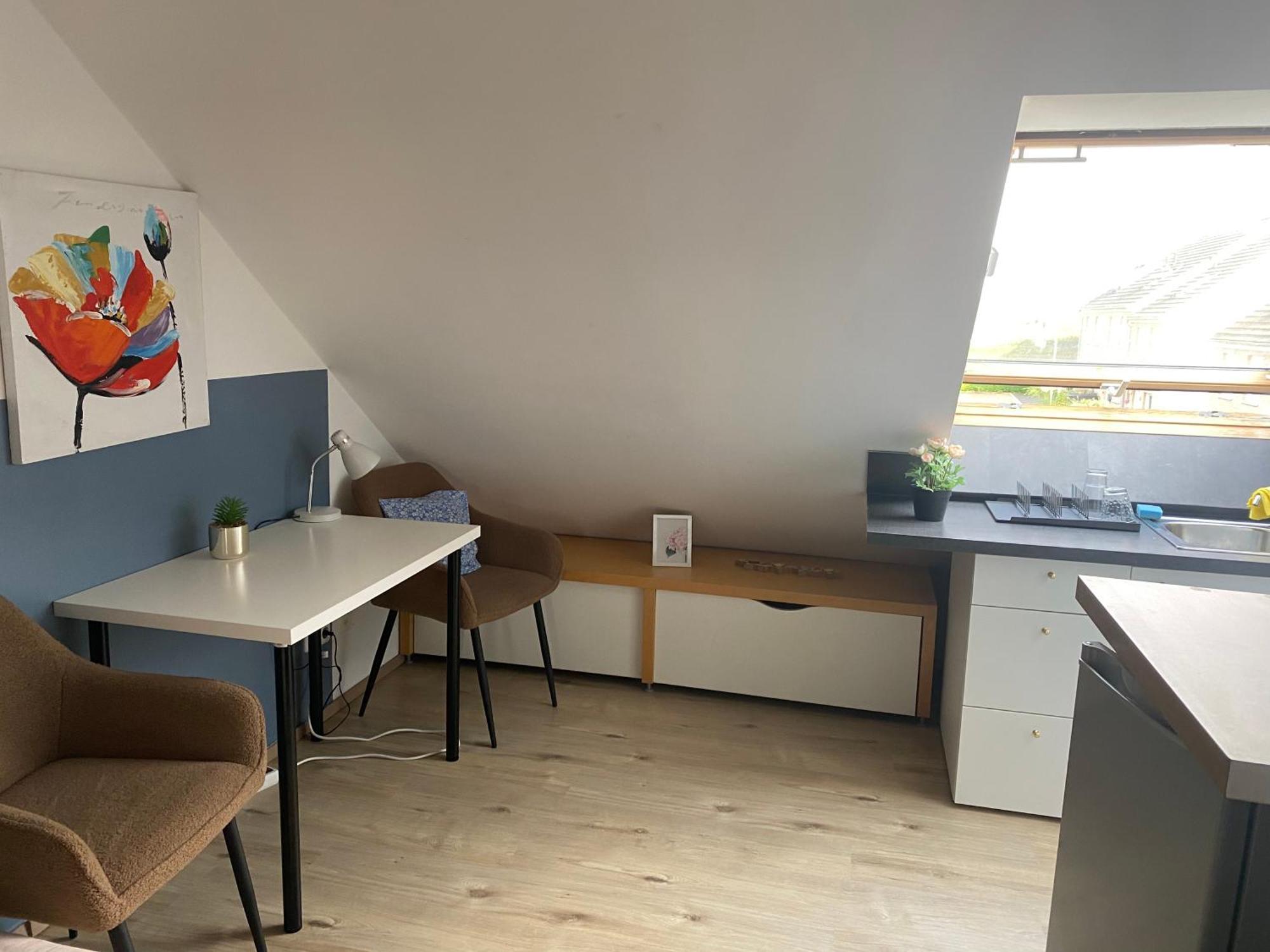 Privat Zimmer mit Garten Nutzung , Gasthaus, WG, WLAN Essen Exterior foto