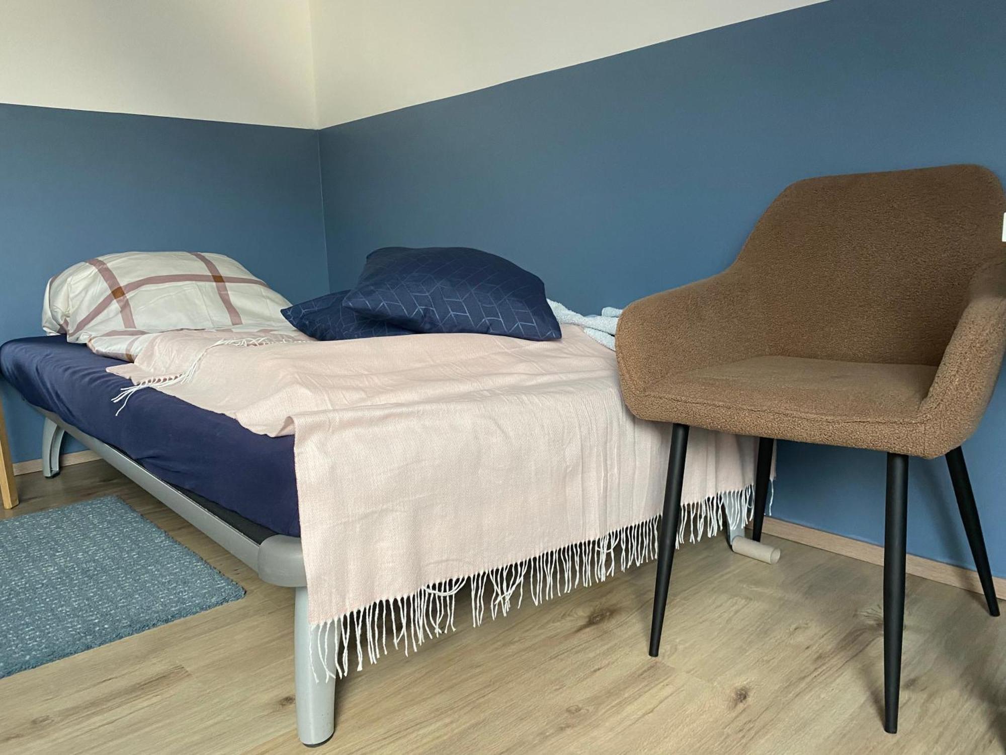 Privat Zimmer mit Garten Nutzung , Gasthaus, WG, WLAN Essen Exterior foto