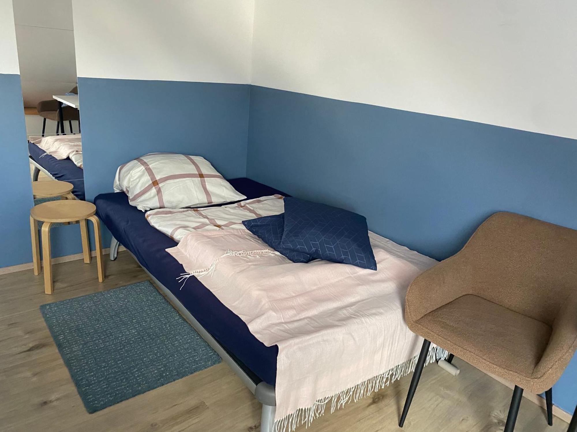 Privat Zimmer mit Garten Nutzung , Gasthaus, WG, WLAN Essen Exterior foto