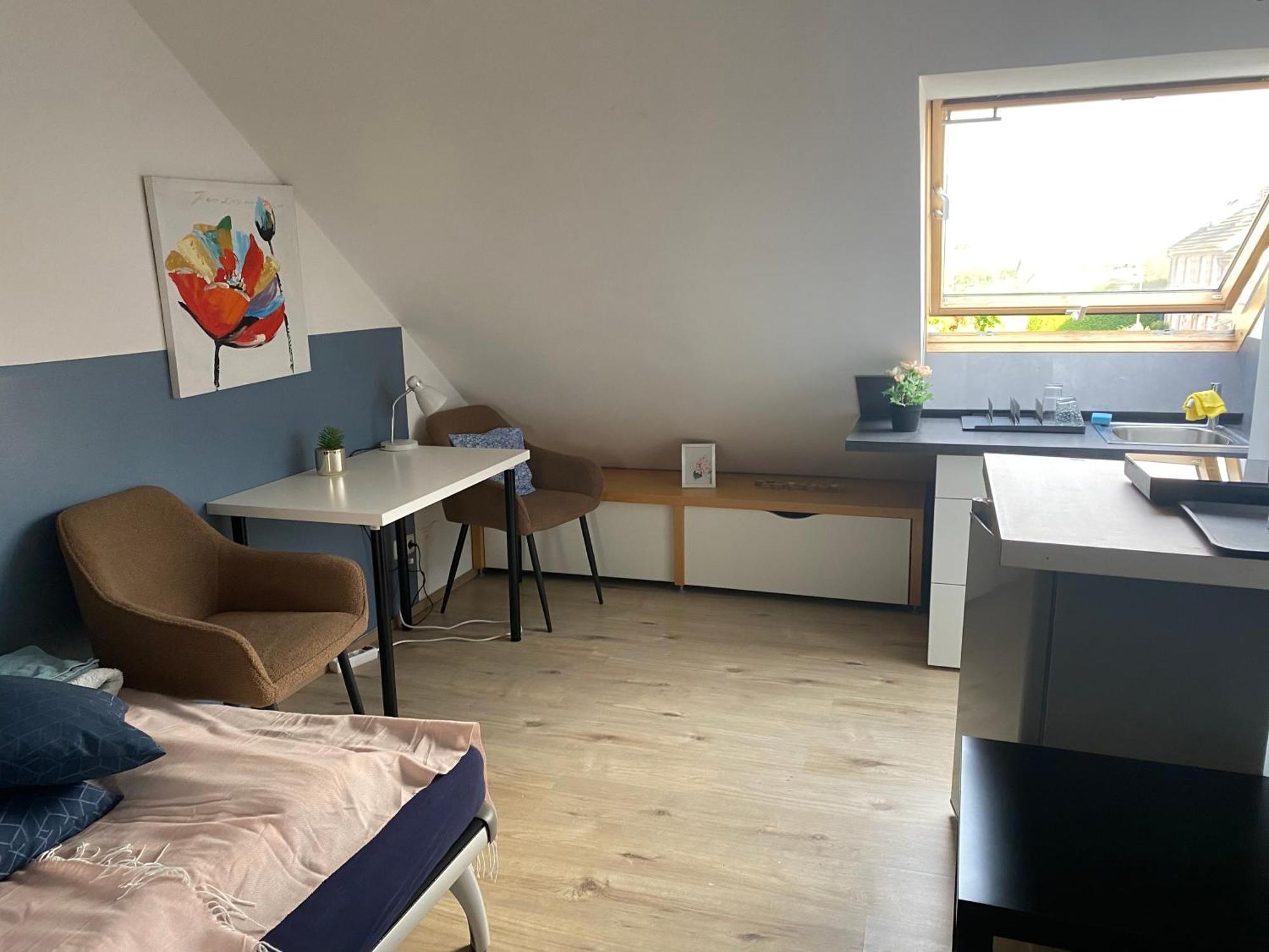 Privat Zimmer mit Garten Nutzung , Gasthaus, WG, WLAN Essen Exterior foto
