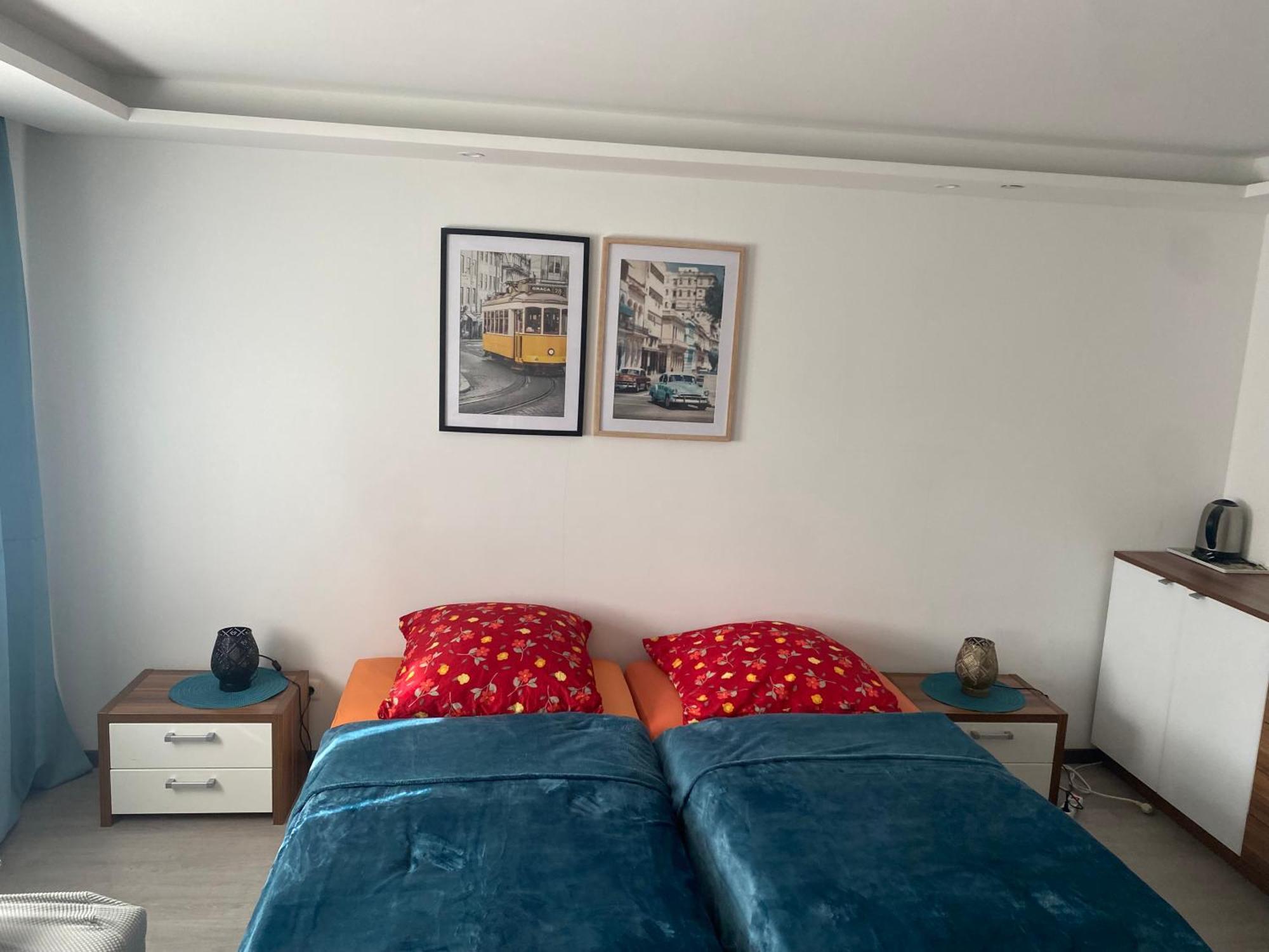 Privat Zimmer mit Garten Nutzung , Gasthaus, WG, WLAN Essen Exterior foto