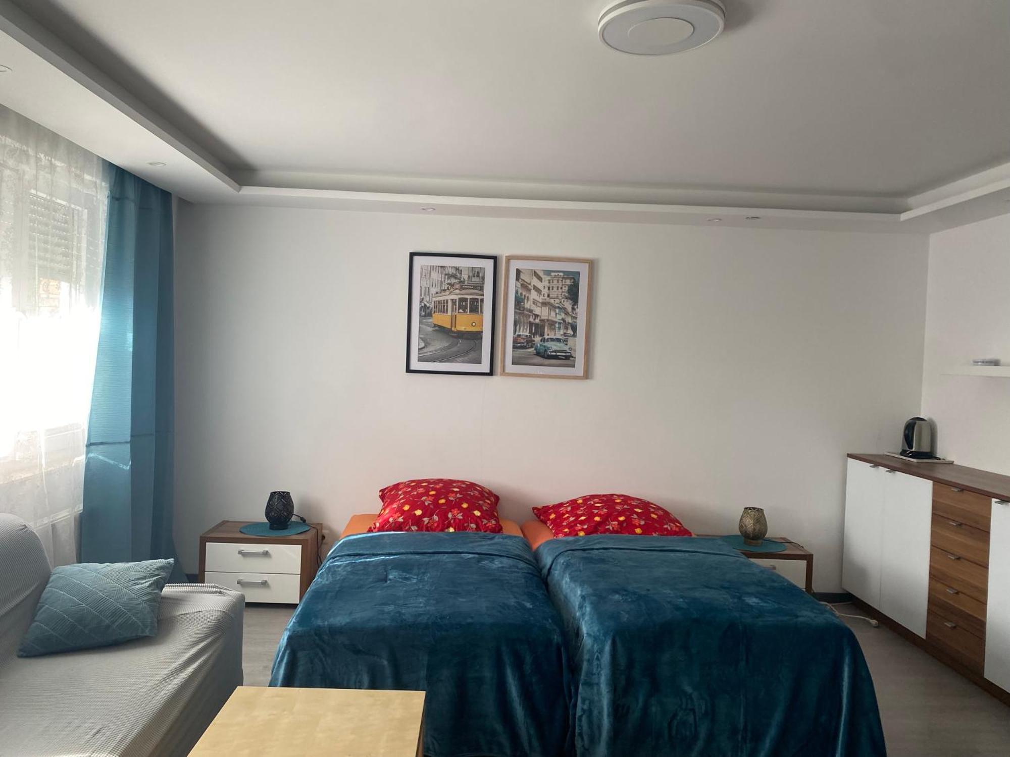 Privat Zimmer mit Garten Nutzung , Gasthaus, WG, WLAN Essen Exterior foto