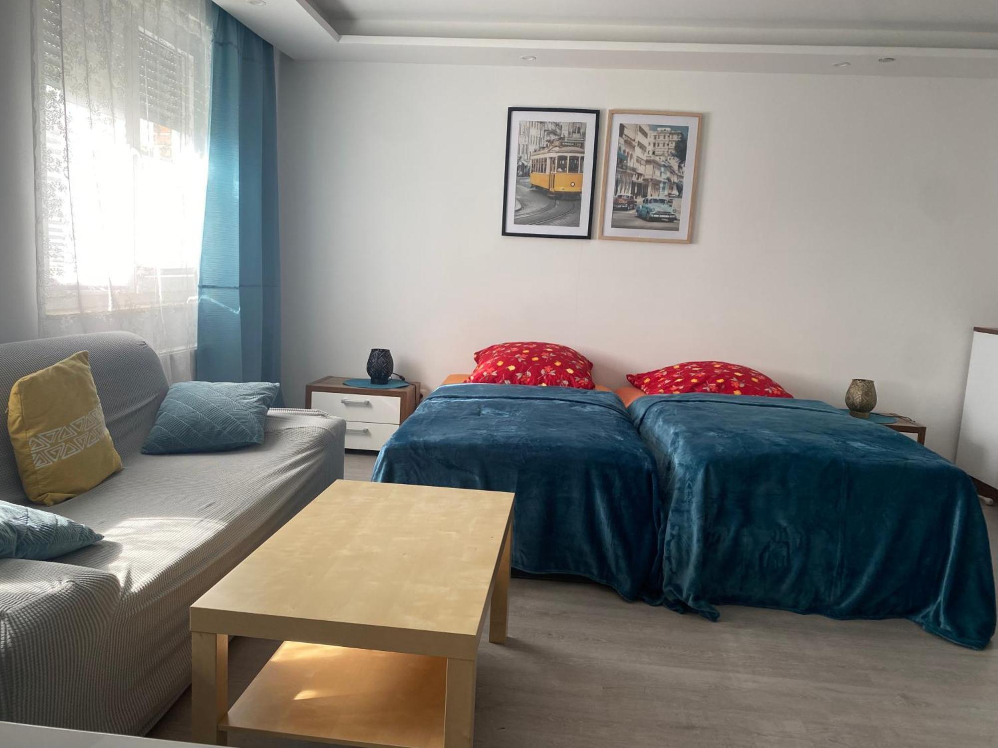 Privat Zimmer mit Garten Nutzung , Gasthaus, WG, WLAN Essen Exterior foto