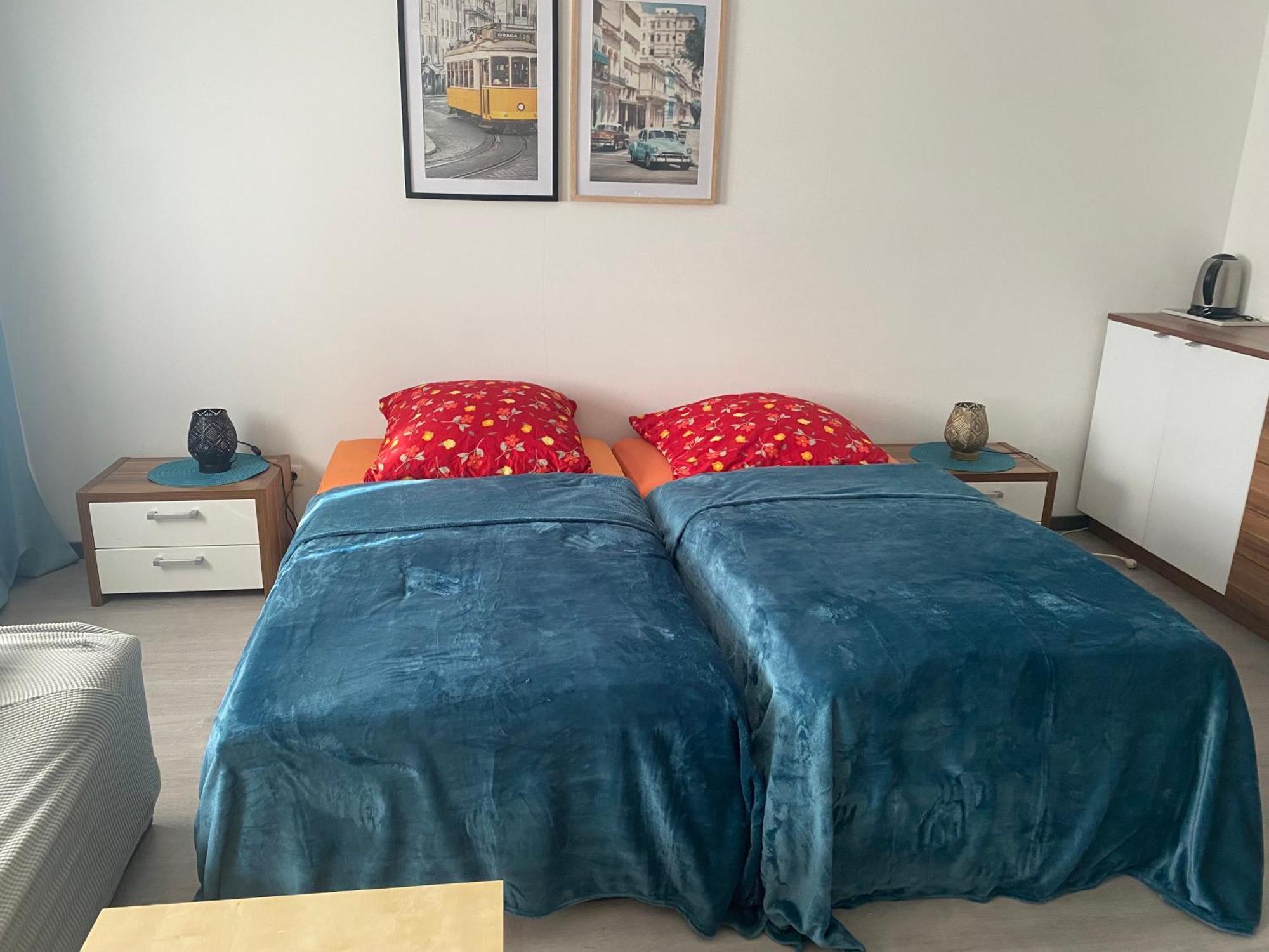 Privat Zimmer mit Garten Nutzung , Gasthaus, WG, WLAN Essen Exterior foto