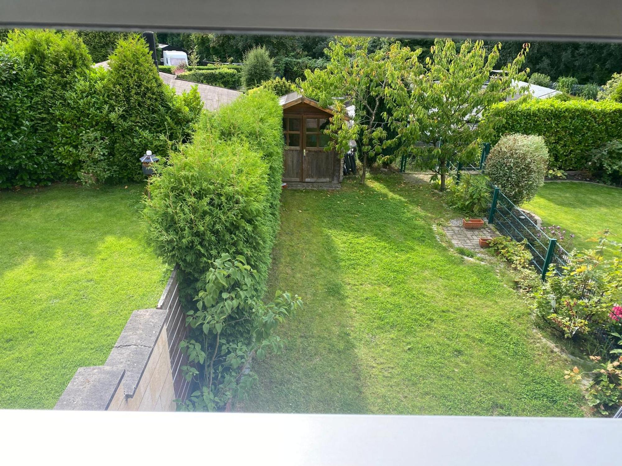Privat Zimmer mit Garten Nutzung , Gasthaus, WG, WLAN Essen Exterior foto